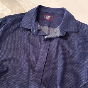 UNTUCKit Men's Navy Dotted Casual Shirt